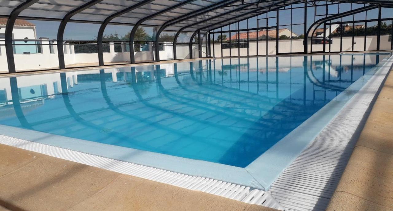 Chalet Pour 8 Dans Residence Avec Piscine Chauffee Brétignolles-sur-Mer Esterno foto